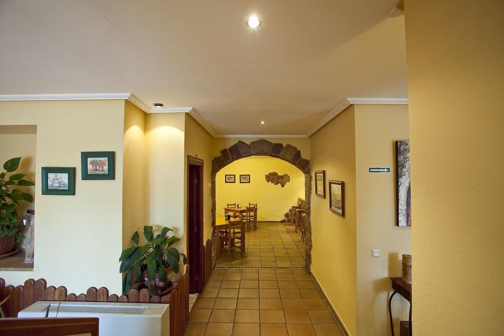 Hospedería Las Calzadas San Vicente De La Barquera Exterior foto